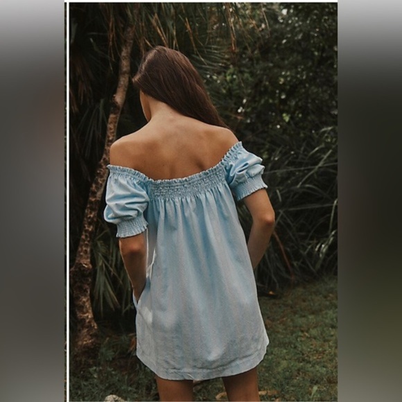 Free People Dresses & Skirts - Free people mila light blue smocked puff sleeve mini babydoll dress‎ size small
